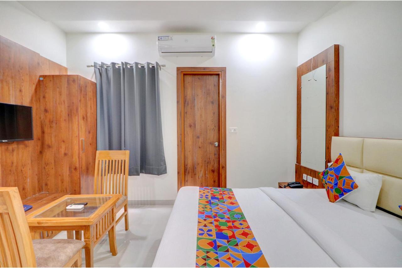 لاكناو Fabexpress The Regalia Inn المظهر الخارجي الصورة