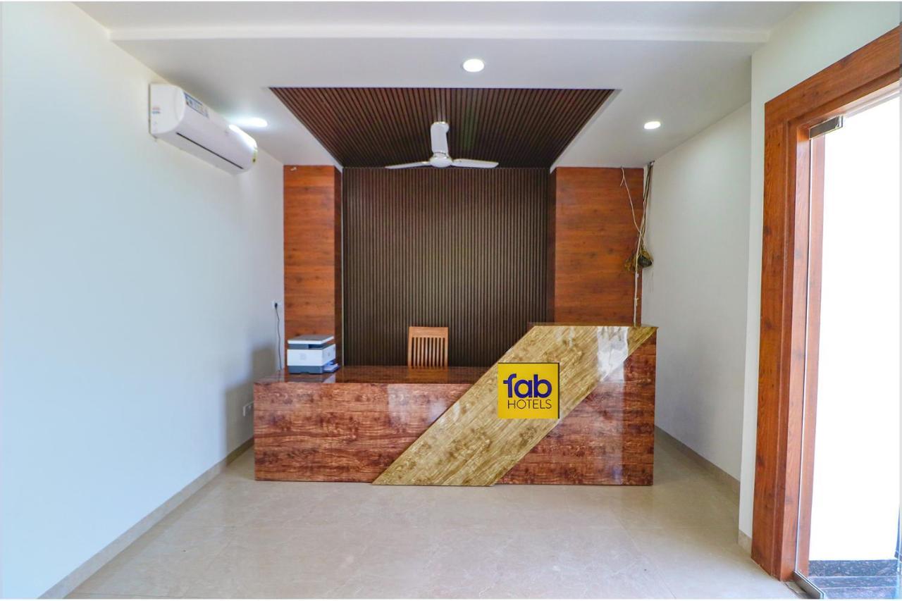 لاكناو Fabexpress The Regalia Inn المظهر الخارجي الصورة