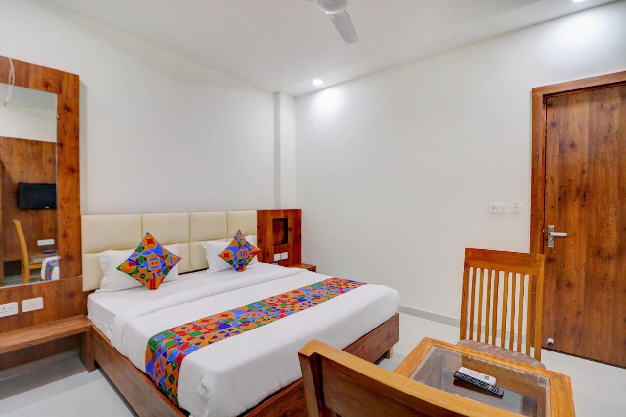 لاكناو Fabexpress The Regalia Inn المظهر الخارجي الصورة