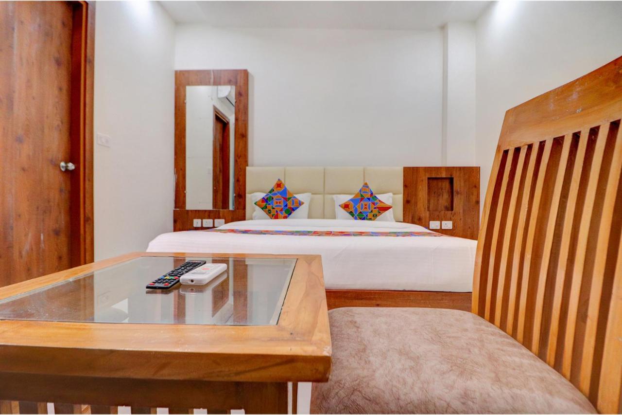 لاكناو Fabexpress The Regalia Inn المظهر الخارجي الصورة